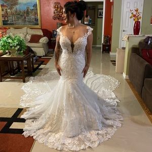 Martina Liana 1104 sample dress NWT